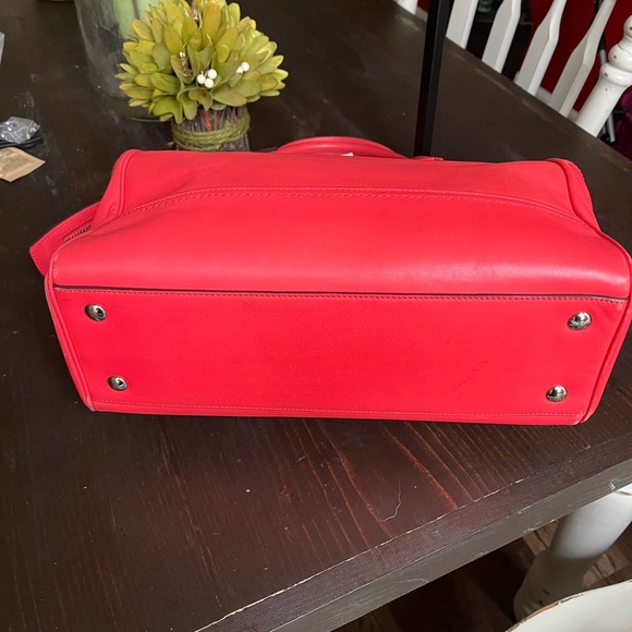 Coach Bold Red Leather Shoulder Bag - Picture 3 of 7